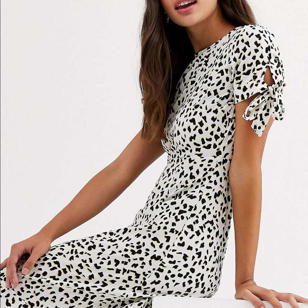 Black and White Patterned Midi Dress